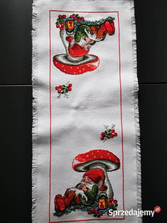 Bieżnik haftowany małopolskie Wiśniowa sprzedam