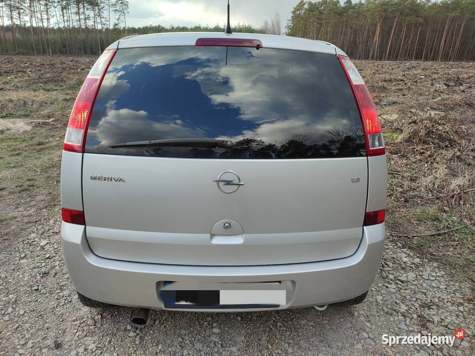 Zadbany Opel Meriva 18 125 Benzyna 2003r bez manualna świętokrzyskie Sandomierz