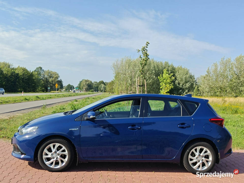 Toyota Auris II 2012 Auris mazowieckie sprzedam