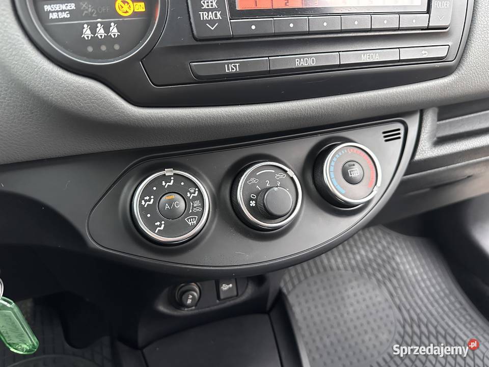 Toyota Yaris 13 benz 99KlimaIsofixSalon 4/5 Warszawa sprzedam