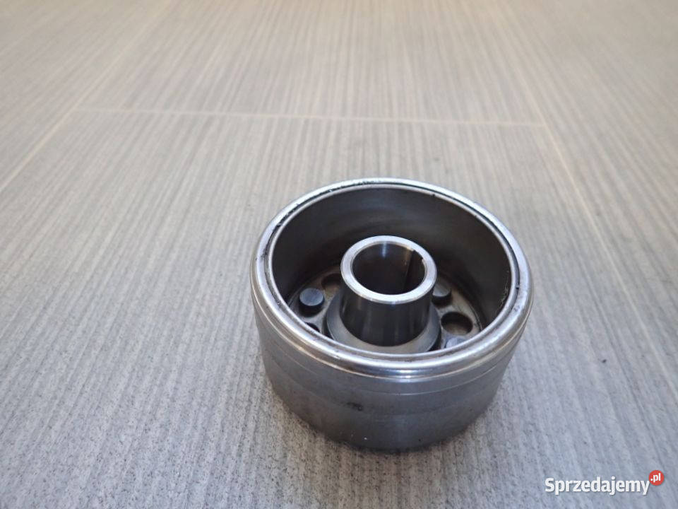 Magneto Koło Magnesowe KZ3W 032000 9780 10CY Silniki i osprzęt sprzedam