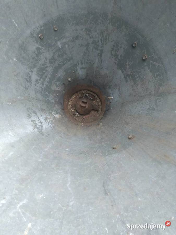 Rozsiewacz nawozu Rozsiewacze nawozów Chłaniów-Kolonia