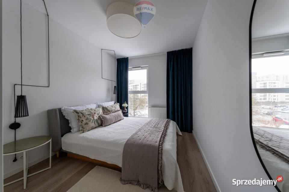Apartamentowiec umeblowane okna na skwer 2 pok sieć mazowieckie Warszawa