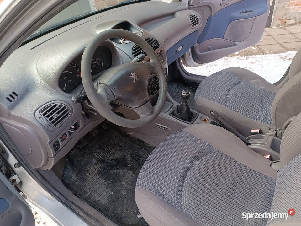 Peugeot 206 2002 r 14 benzyna 60KM