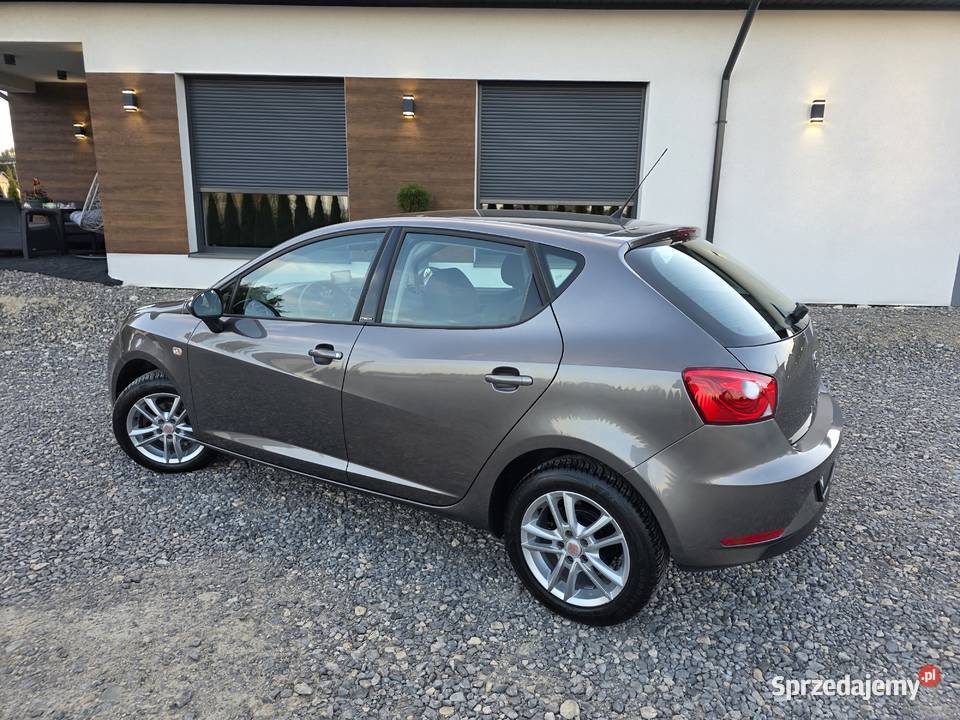 Seat Ibiza14 16V 85 I TECH RATY GWARANCJA Buk