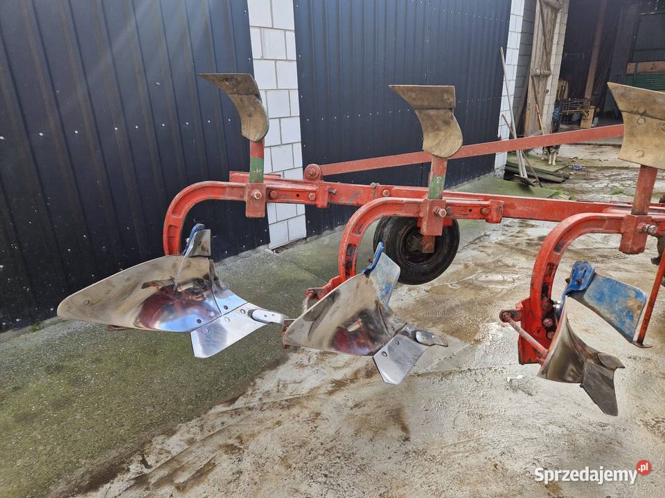 Pług zagonowy massey fergusson 150 4 skibowy świętokrzyskie