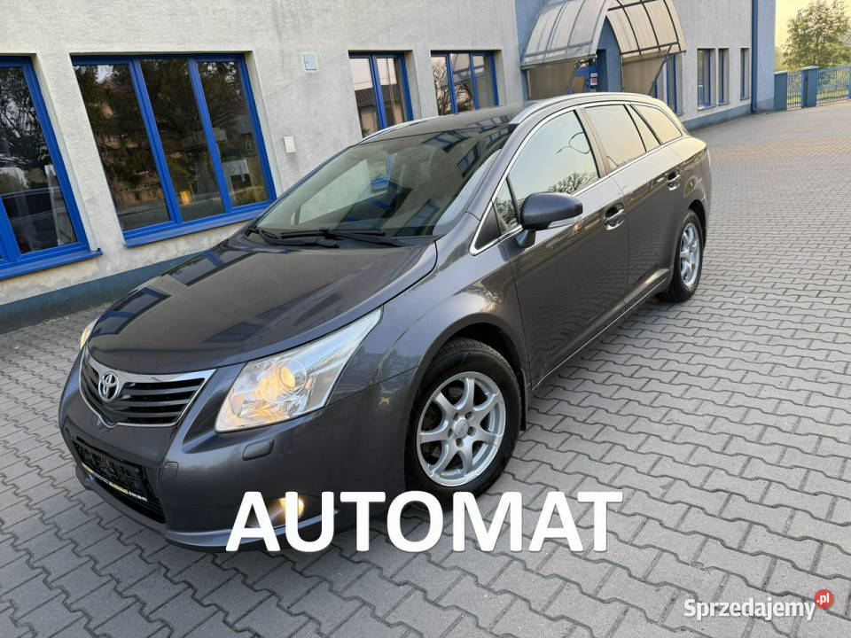 Toyota Avensis Toyota Avensis 20B 2011r