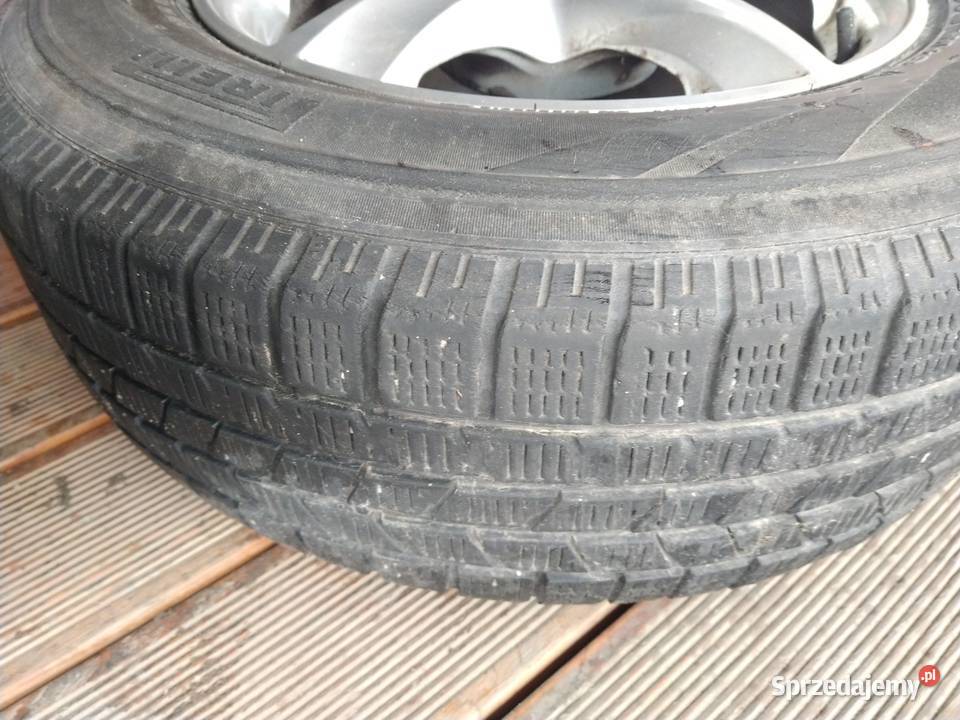 Felgi aluminiowe R 16 plus opony zimowe Pirelli Kalisz