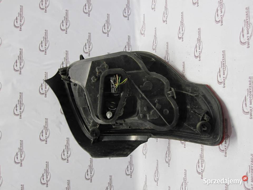 CITROEN DS3 10r lampa prawy tył 9683115380 sprzedam