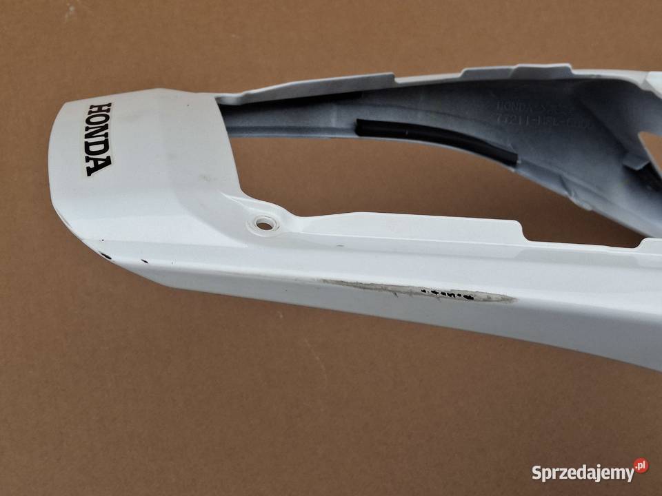 HONDA CBR 1000 RR ZADUPEK OGON OWIEWKA TYŁ Pozostałe Bieleń