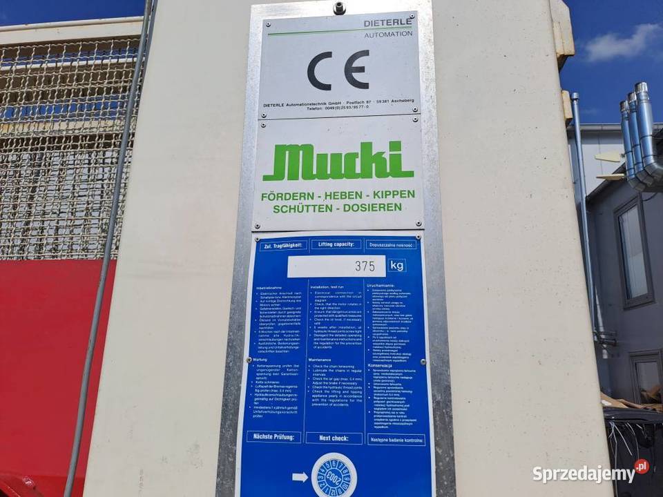 Wywrotnica kosza z preformami MUCKI KRONES Stary Sącz