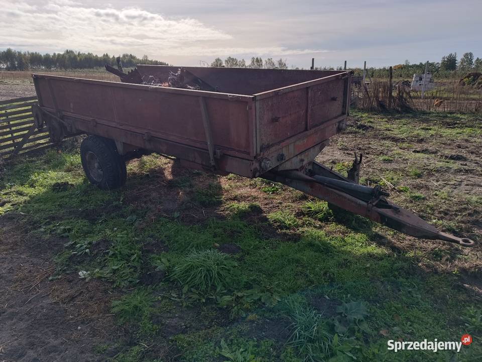 Rozrzutnik przyczepa 35 t Rolnictwo Skrzynno