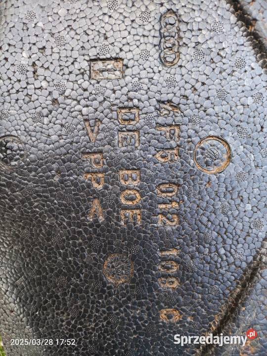 AUDI A6 C6 WKŁAD KOŁA ZAPASOWEGO STYROPIAN Jaworzno sprzedam