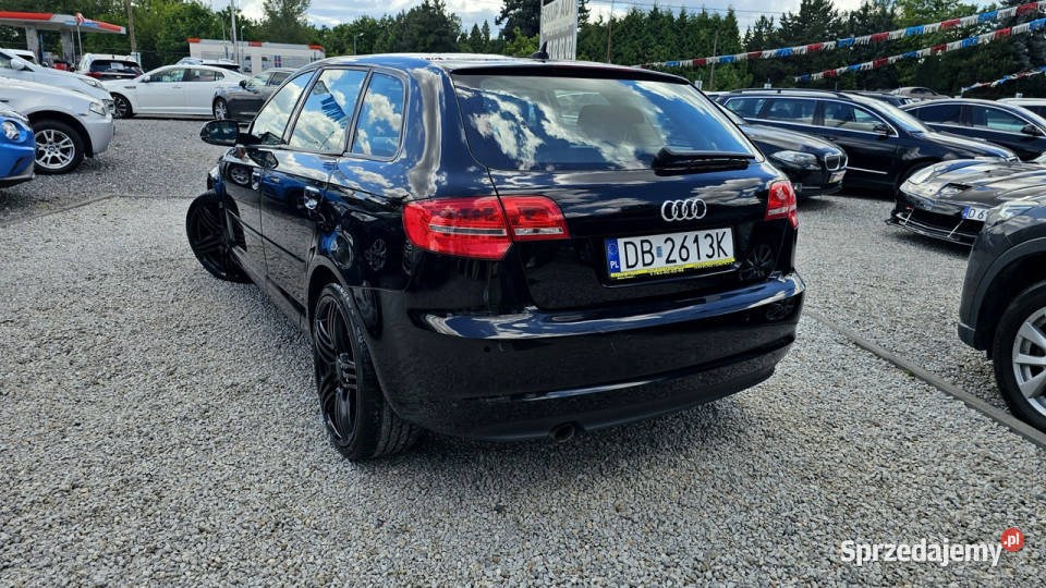 Audi A3 Sportback AUTOMAT16 czarny Świdnica