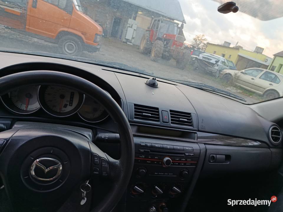 Mazda 3 20 110 kW 2006 r dawca części osobowe Szklarka Myślniewska sprzedam