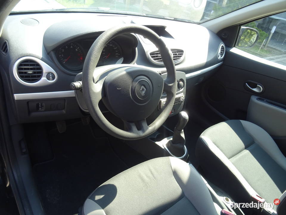 Renault Clio III 12 benzyna przebieg 93 klima czarny Jatutów