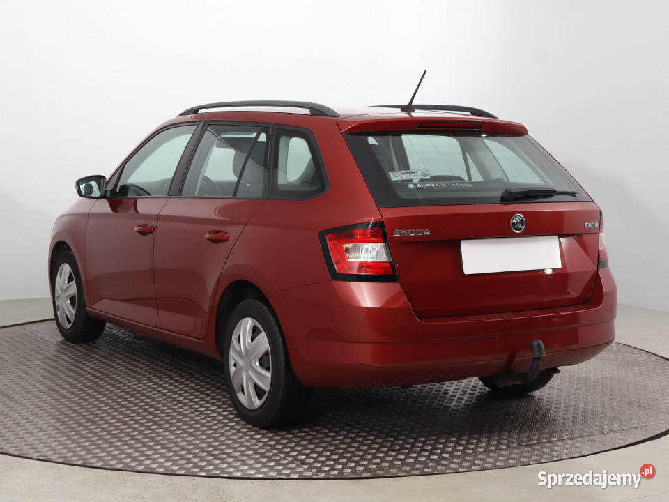 Skoda Fabia 12 TSI wielofunkcyjna kierownica