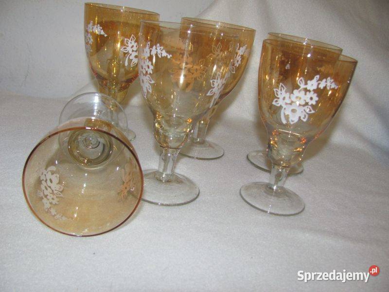 kieliszki do wina PRL miodowe wzór kwiatowy