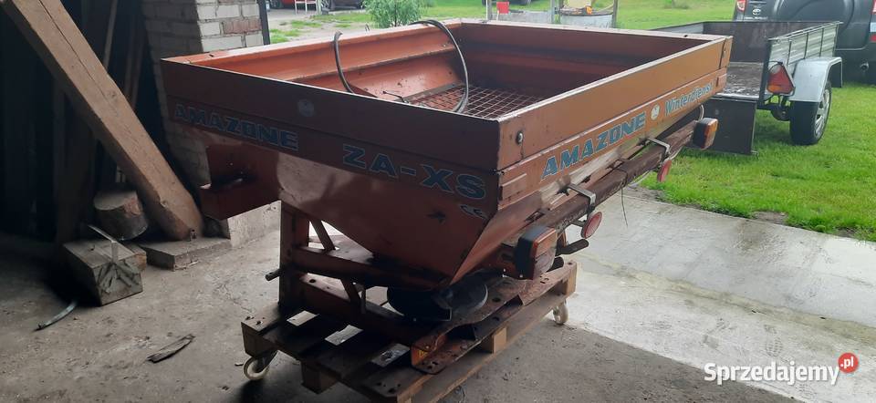 Rozsiewacz nawozy AMAZONE Rossoszyca