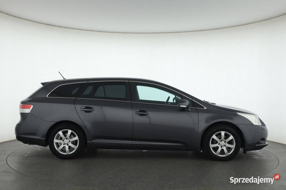 Toyota Avensis 18 Valvematic Piaseczno