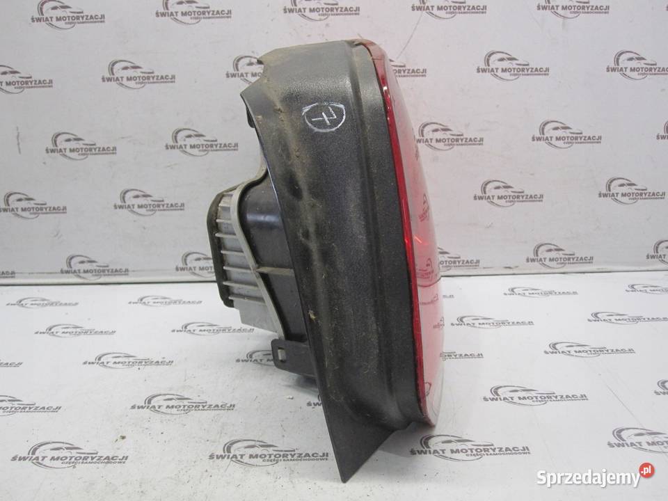 VW POLO V 11r lampa prawa tył 6R0945258B Części samochodowe