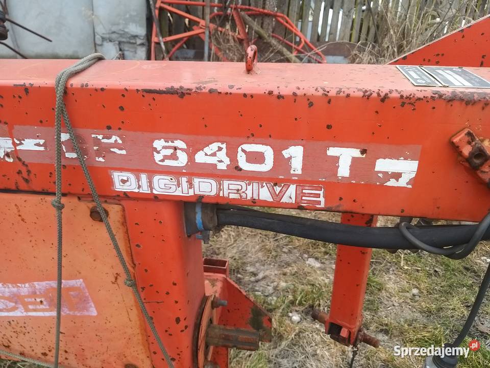 Przetrzasarka kuhn GF 6401 T felga th 800 Koziegłowy sprzedam