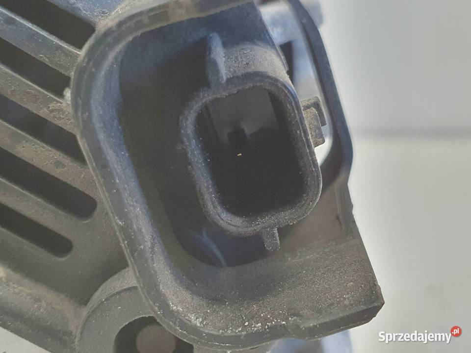 Renault Clio III 12 16V ALTERNATOR 8200654541C Janów