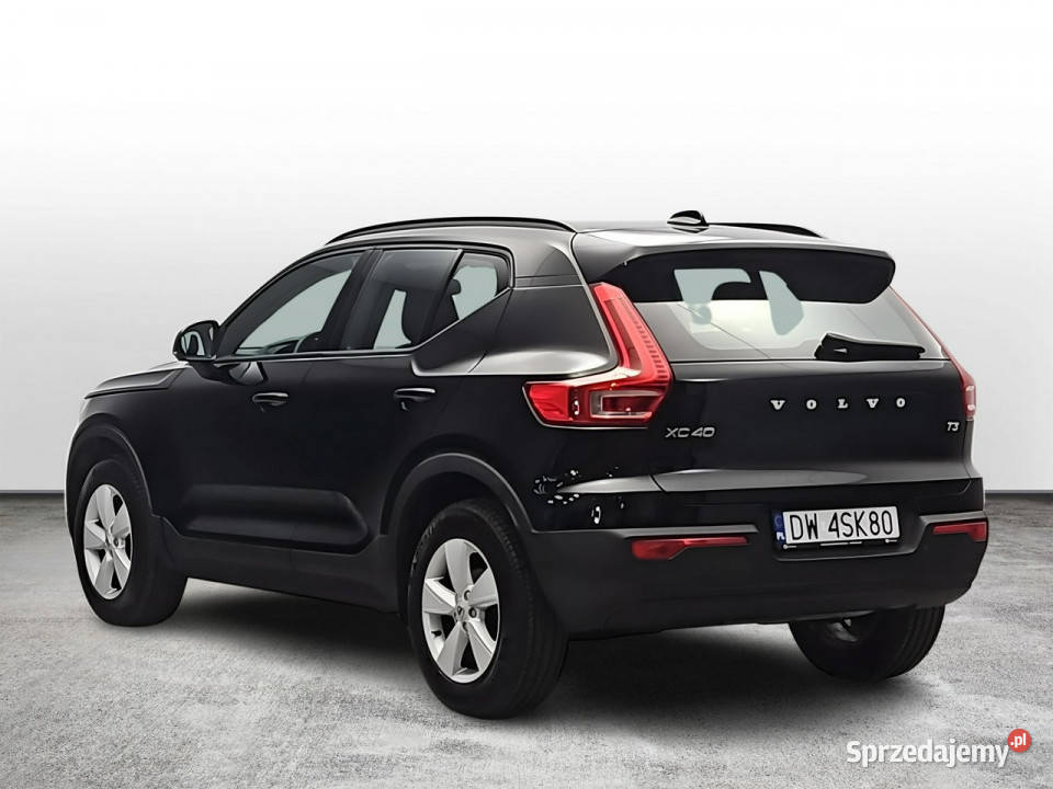 Volvo XC 40 T3 Momentum Core Z Polskiego Salonu Warszawa