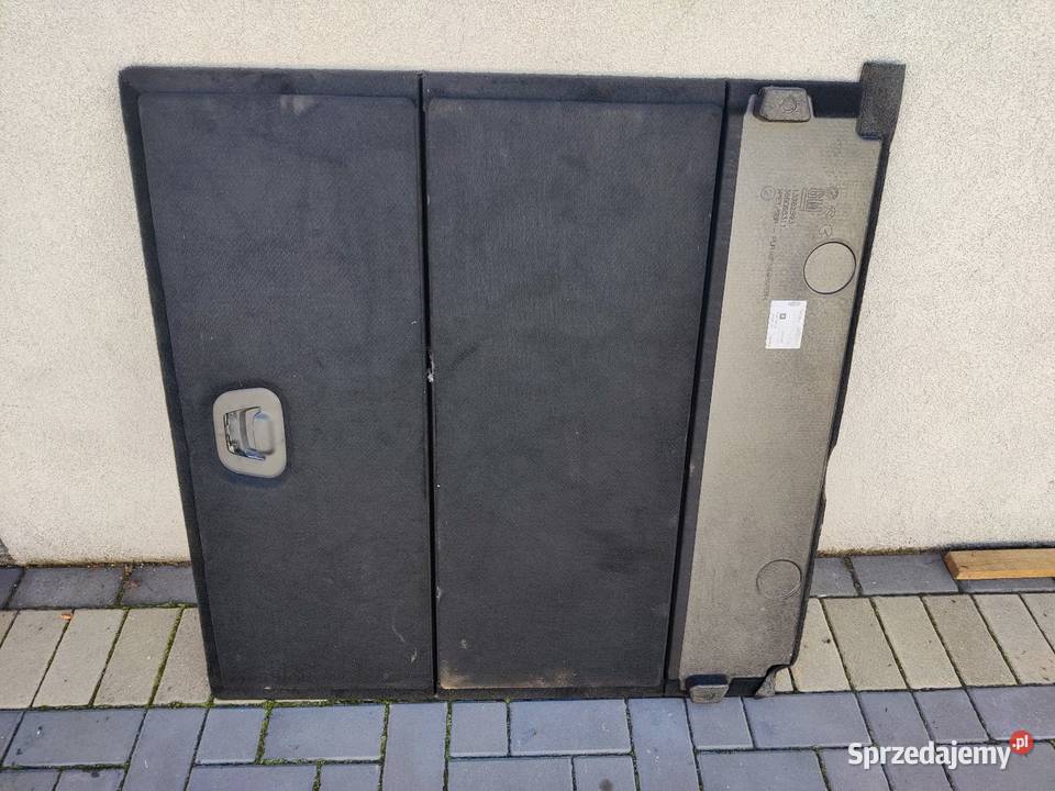 Podłoga bagażnika Opel Astra J kombi Zagórów