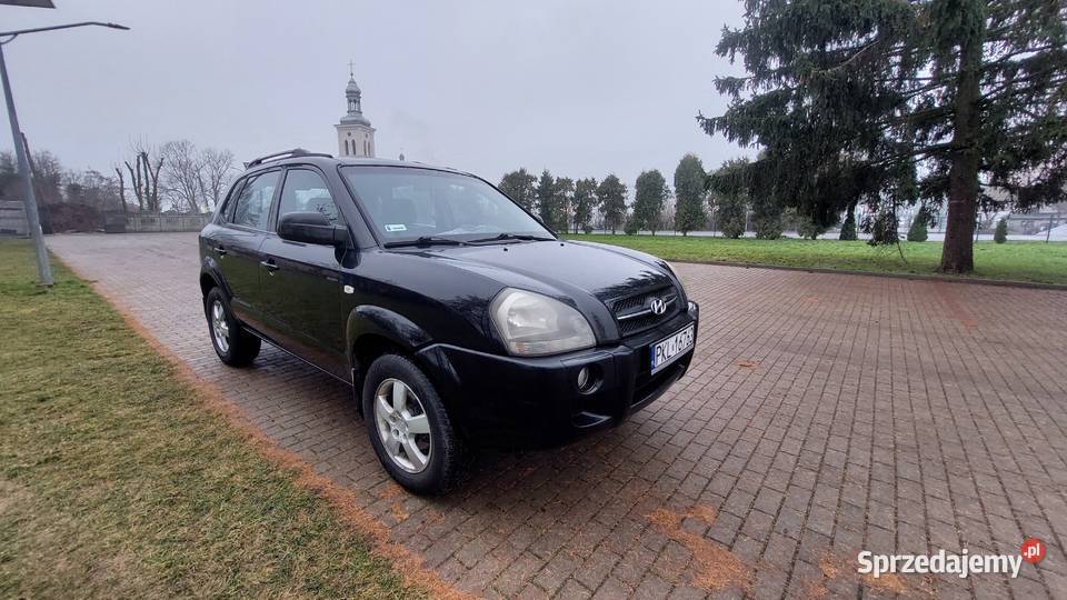 Hyundai Tucson 20 crdi nieuszkodzony