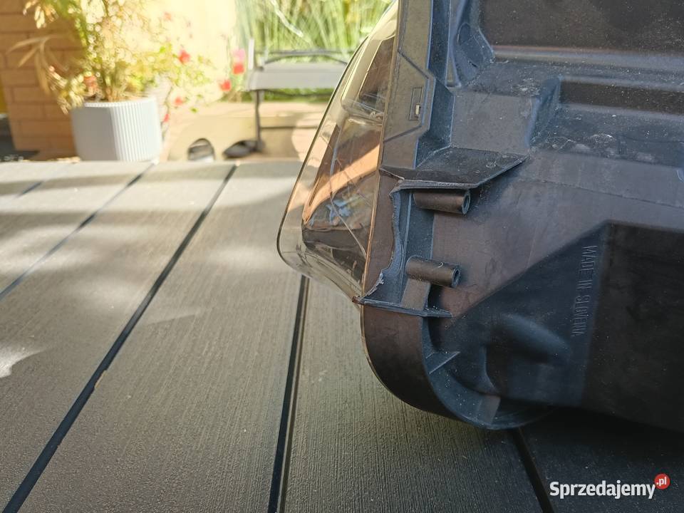 Renault Kadjar lampa prawy przód Puławy