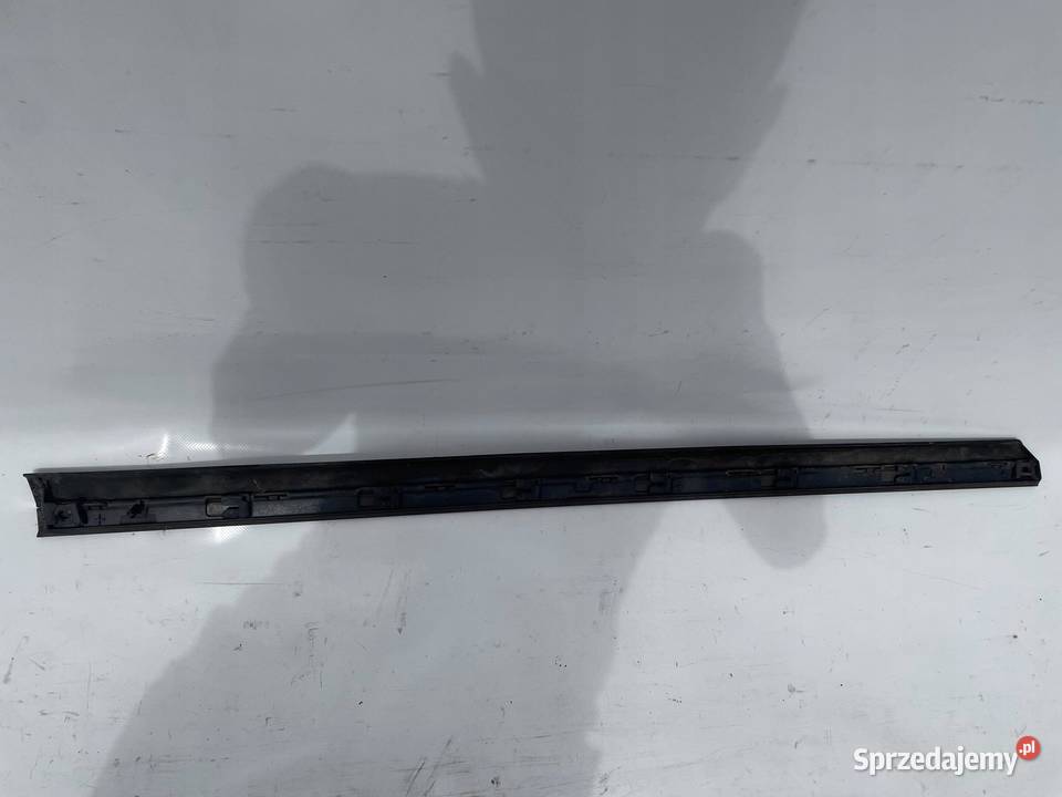 LISTWA PROGOWA PRAWA PRZÓD VW PASSAT B8 wielkopolskie