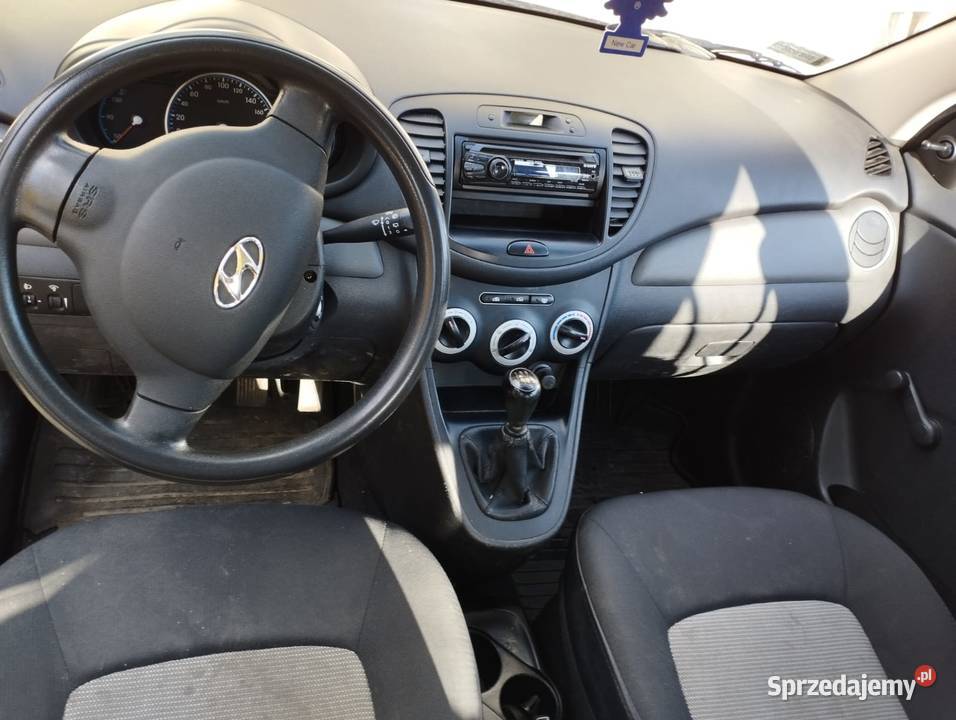 Samochód osobowy marki Hyundai I10 złoty Jankowice