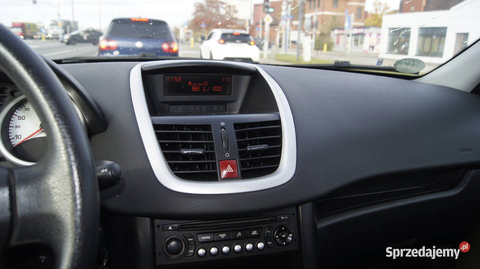 Fajny zadbany 5 drzwi z klimatyzacją benzyna Warszawa