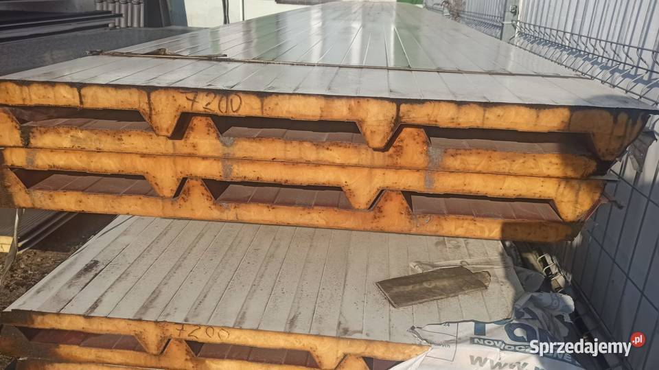 Płyta warstwowa PIR dachowa gr40 I II gatunek wielkopolskie Kołaczkowo