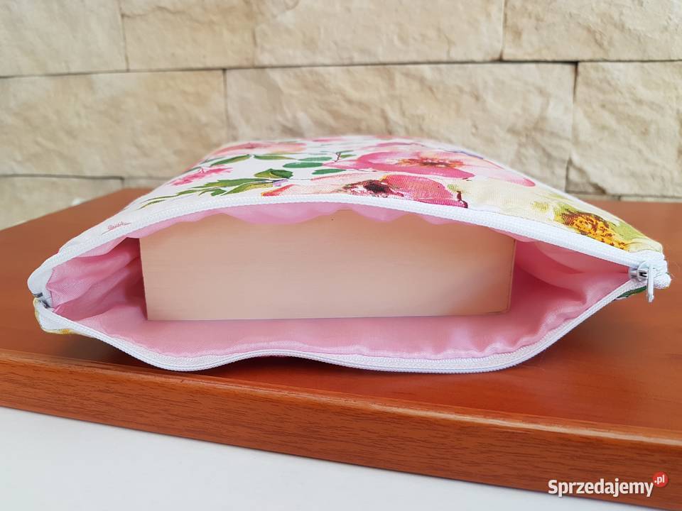 Etui otulacz ochraniacz na książkę z suwakiem 1 Dąbrowa Górnicza