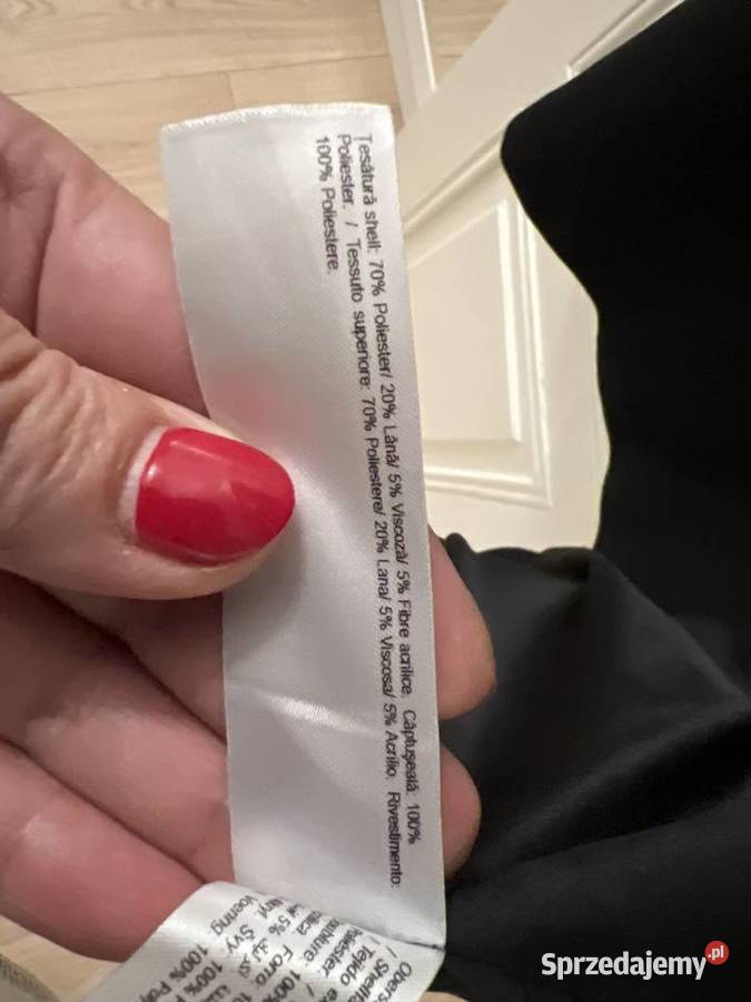 Ponadczasowy klasyczny płaszcz czarny czarny Gąski