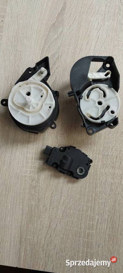 Silniczek nagrzewnicy BMW E87 CZ1139300721 Szczecin