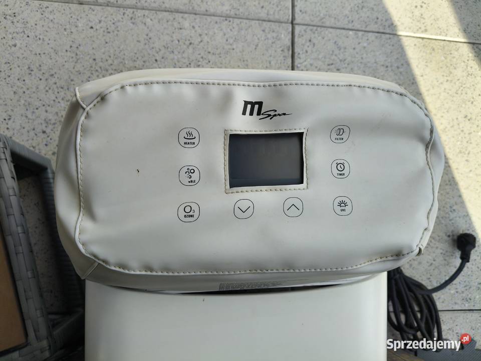 Basen z hydromasażem 165 6osobowy Kocmyrzów