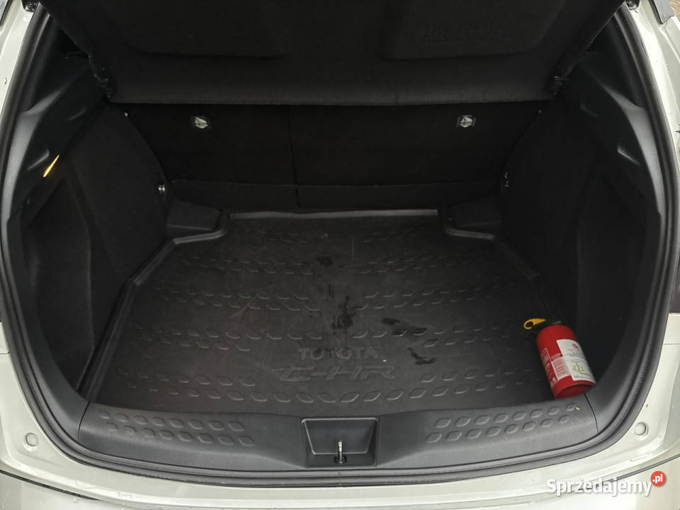 Toyota CHR 18 HSD STYLE salon Polska gwarancja Zarejestrowany w Polsce Warszawa