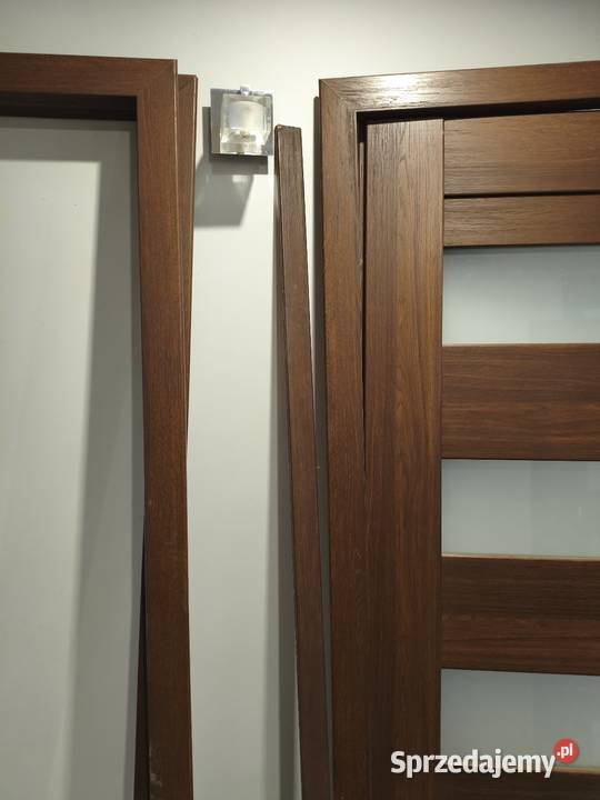 Drzwi wewnętrzne z ościeżnicami regulowanymi małopolskie Kocmyrzów sprzedam