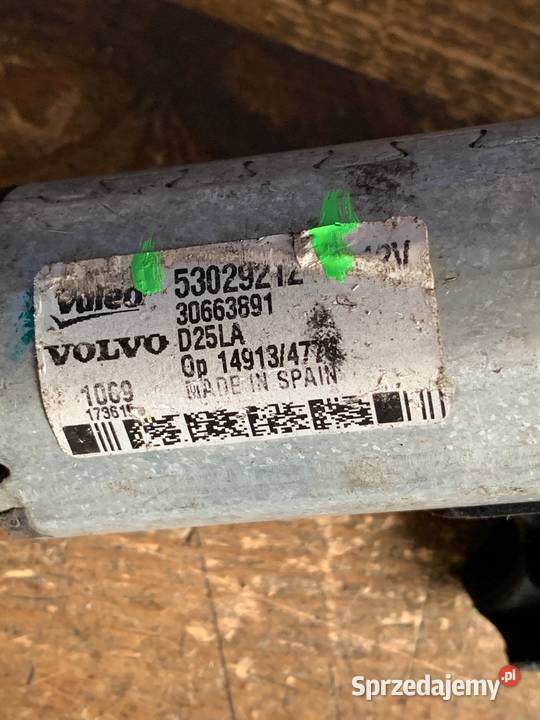 Silniczek wycieraczki tył VOLVO V 70 53092912 Margonin sprzedam