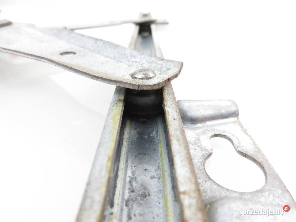 PODNOŚNIK SZYBY PRAWY TYLNY HONDA HRV osobowe małopolskie