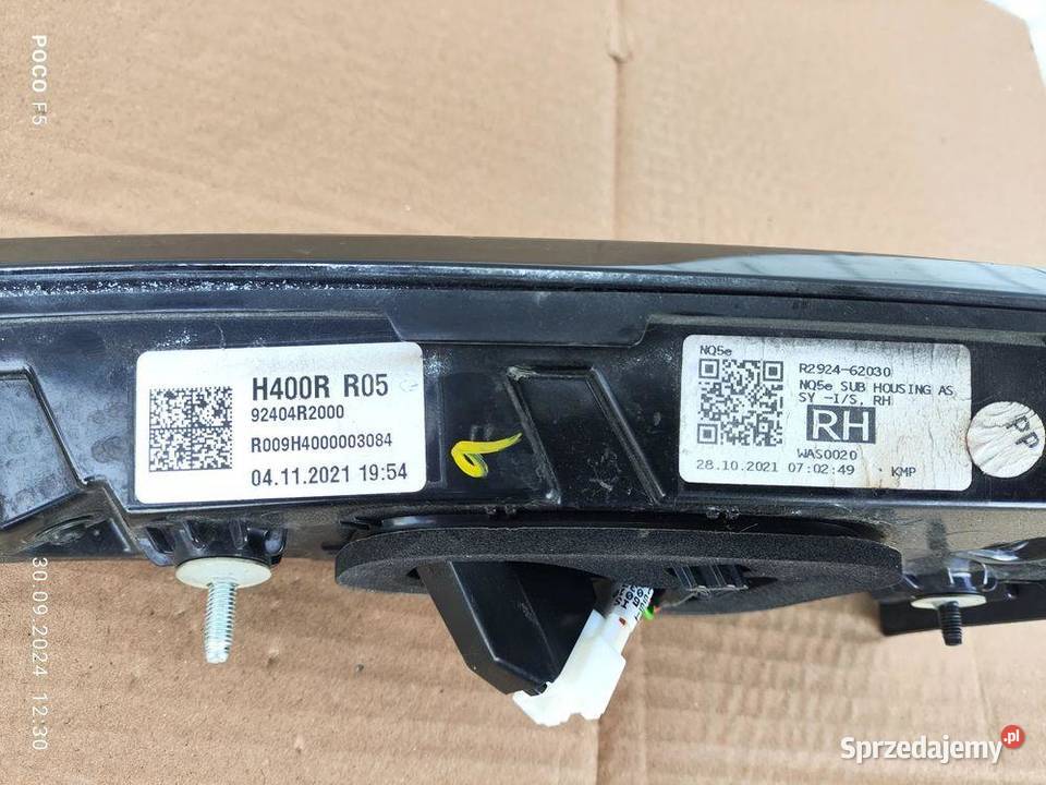 KIA SPORTAGE V 21 LAMPA TYŁ PRAWA W KLAPĘ