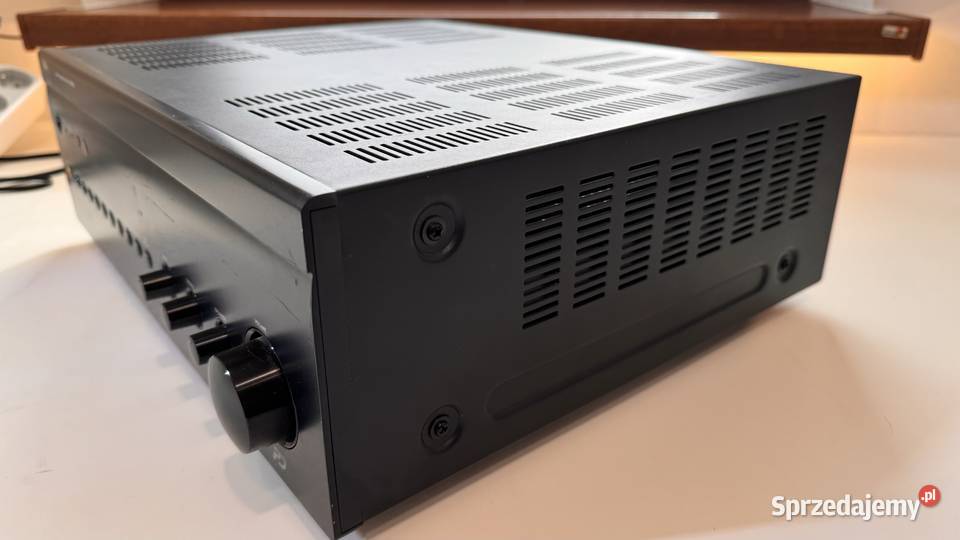 Wzmacniacz C375BEE idealny technicznie 2 x 150W sprzedam
