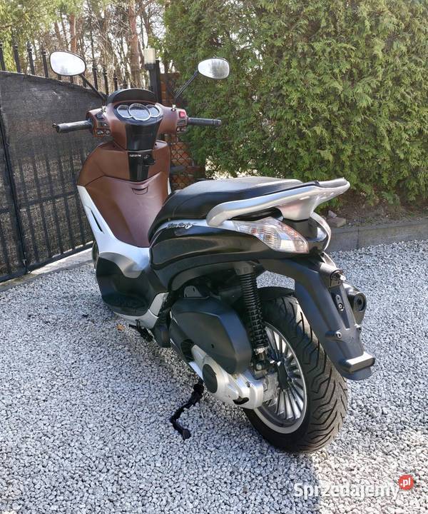 Skuter Piaggio Beverly 125cc 2012r 8 Wtrysk LED Łask