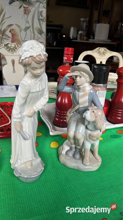 Figurka dziewczynki myjącej nogi Lladro seria Gdańsk sprzedam