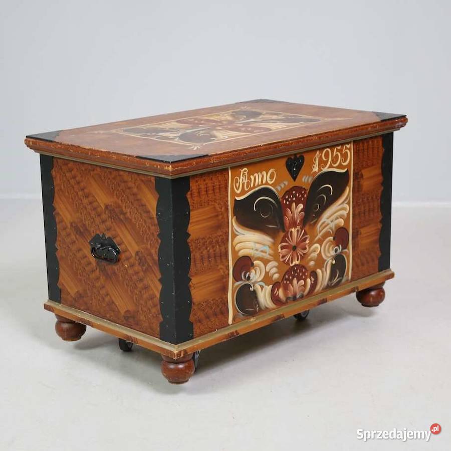 Stara drewniana skrzynia Antyki, Sztuka, Kolekcje Budzyń