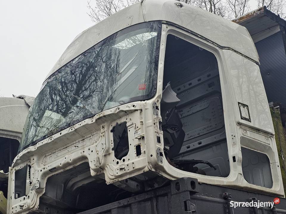 KabinaMERCEDES RENAULT VOLVO łódzkie Zgierz