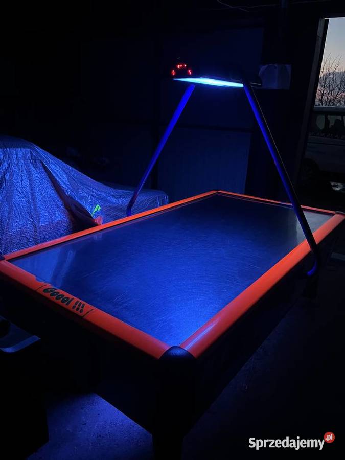 Cymbergaj Wik air hockey w stanie Zarobkowy